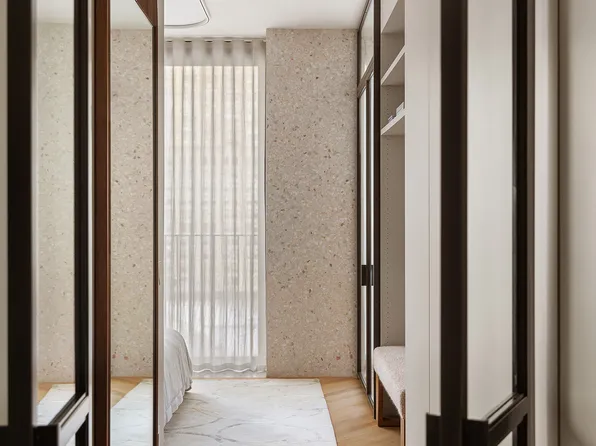 16 West 40th Street image 10 of 14