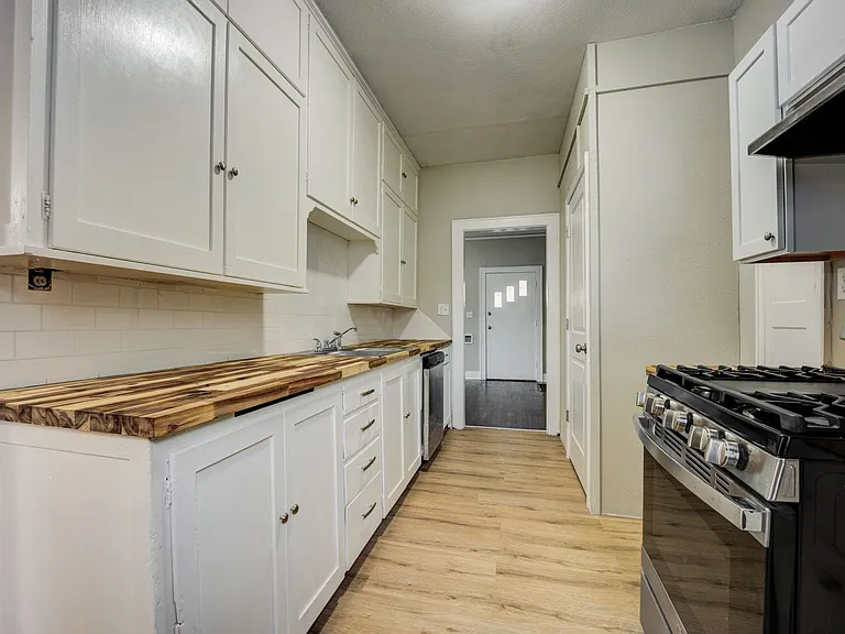16 N 15th St — Photo 12