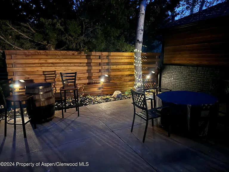 24 Cherry Ln — Photo 37