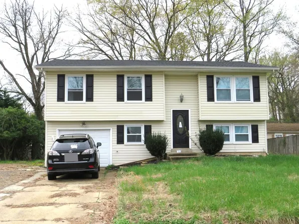 817 Copley Ave, Waldorf, MD 20602