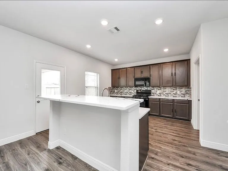 7638 Nevaeh Crest Path — Photo 12