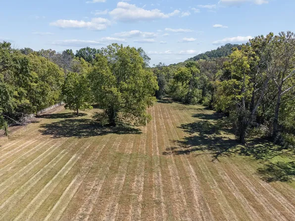 5826 Hillsboro Pike, Nashville, TN 37215