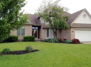 207 Harvest Ln, Waterville, OH 43566