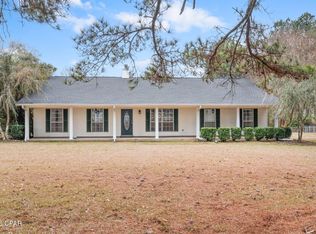 4127 Cliff Rd, Graceville, FL 32440
