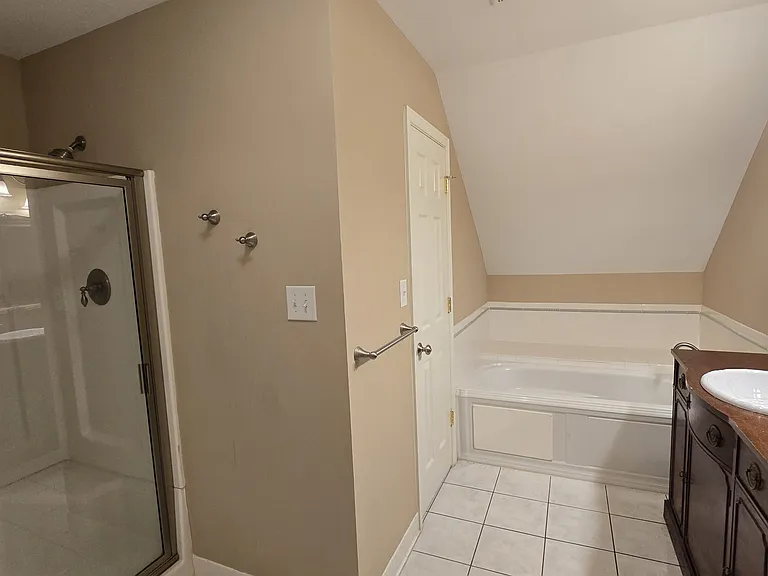 100 Jesse Dr — Photo 18
