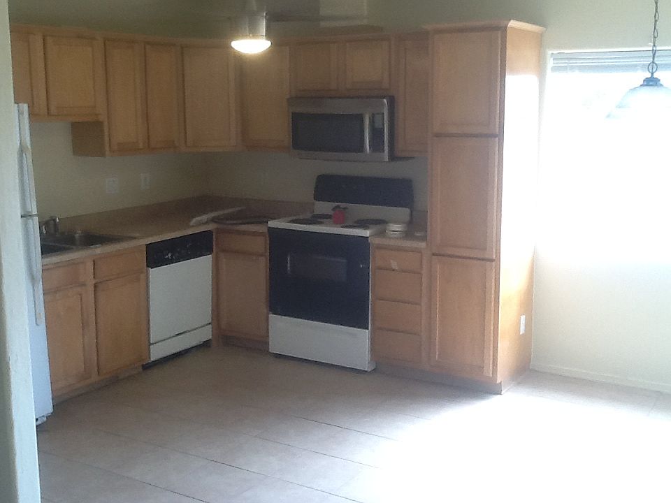 2nd image of 1509 S Kay Cir