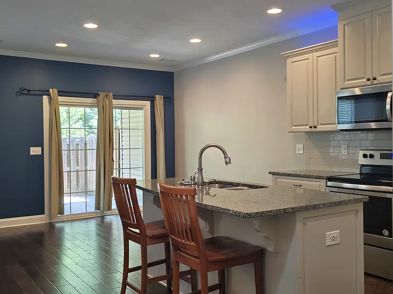 697 Red Cedar Ct #1 — Photo 6
