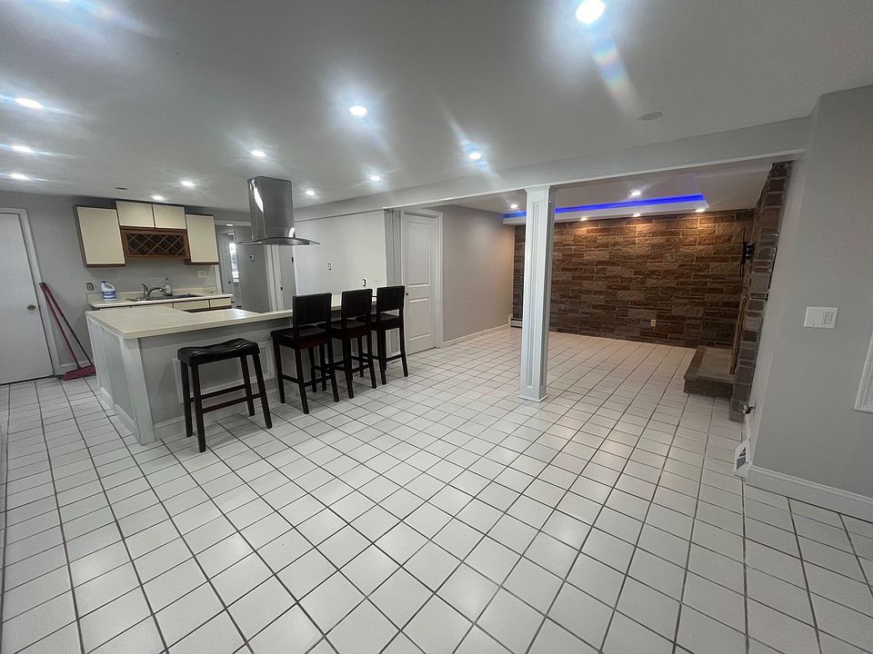 1st image of 58 Atlantic Ave #2