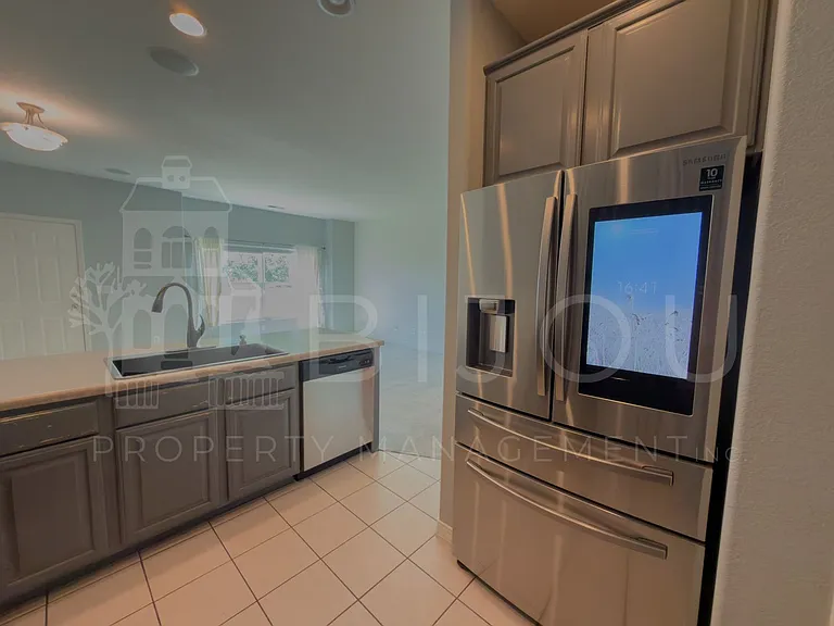 4241 Prestige Point — Photo 4