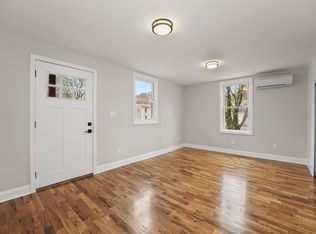 49 Long Hill Ave #B, Shelton, CT 06484