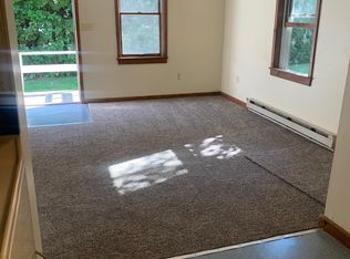 27 Macdonough St APT A, Plattsburgh, NY 12901