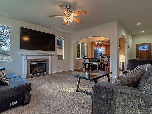 5th image of 552 SE Magnoni Dr