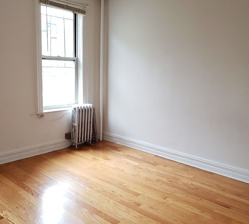 2nd image of 4309 31st Ave APT 1R