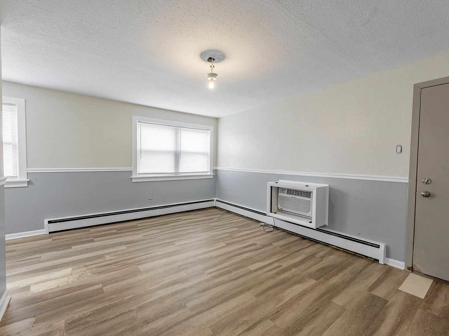 1 bed, $1,200 — Photo 2