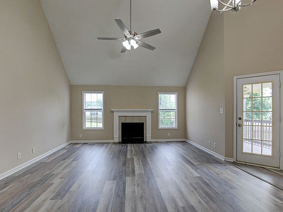 3rd image of 1356 Meredith Way