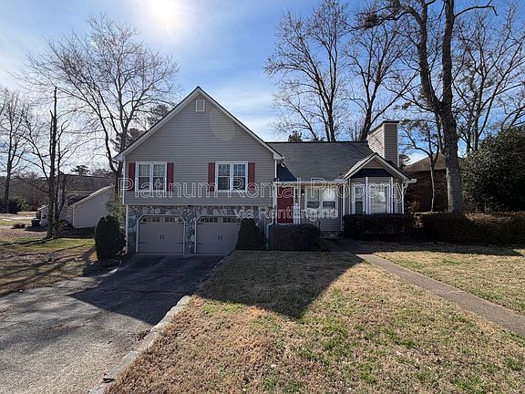 4th image of 2063 Winsburg Dr NW