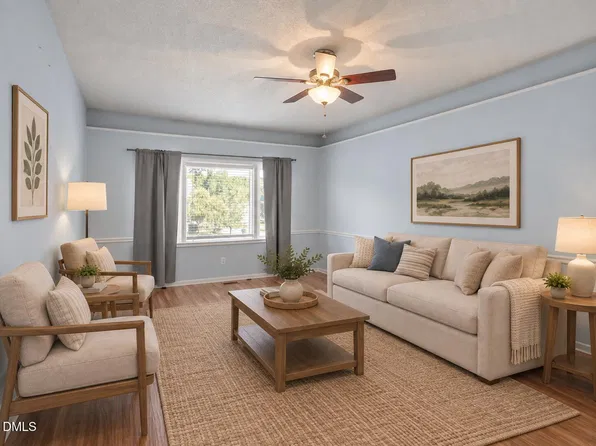 105 Stratford Dr, Wendell, NC 27591