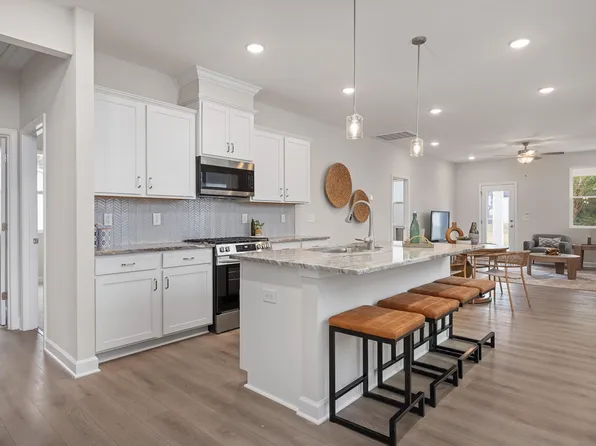 55 Baldwin St, Lillington, NC 27546