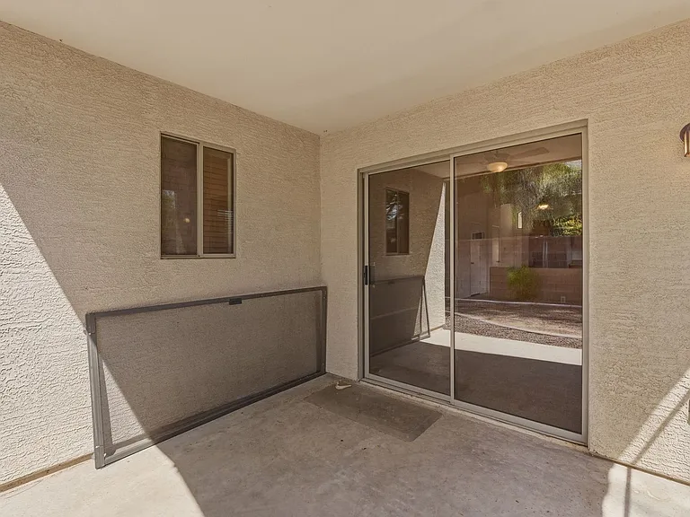 2403 W White Feather Ln — Photo 22
