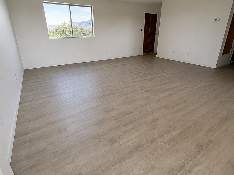 12575 N Mountain Breeze Dr — Photo 2
