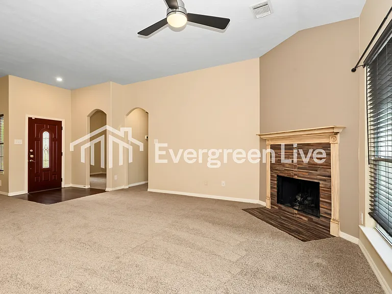 2747 Spring Dusk Dr — Photo 8