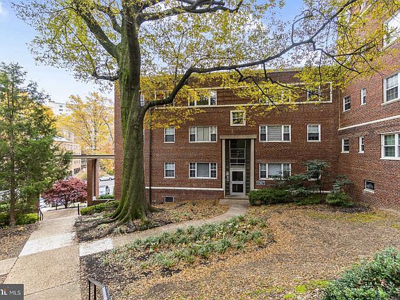 2nd image of 1307 N Ode St APT 404