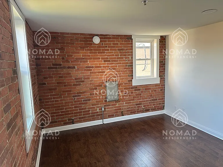 932 9th Ave #2 — Photo 6
