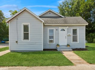 112 S Haver St, Hartford, MI 49057