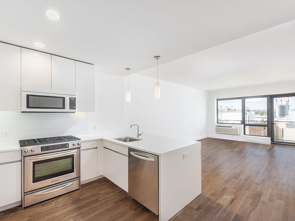 1st image of 11-25 45th Ave #6F