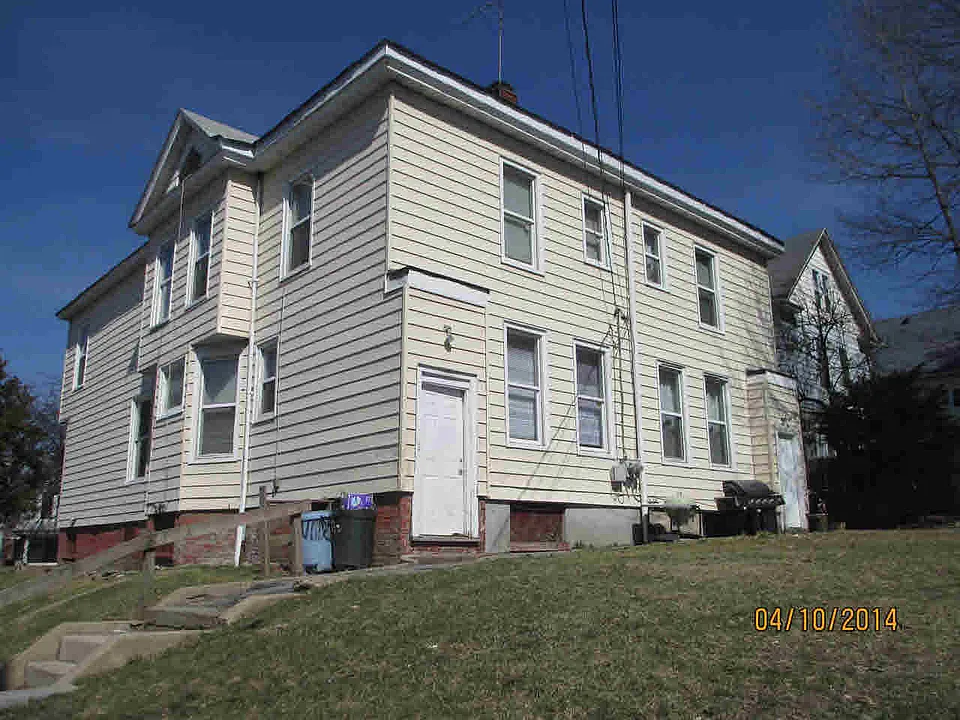 Building Photo 3