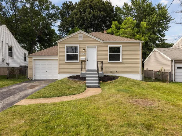 10325 Niblic Dr, Saint Louis, MO 63114