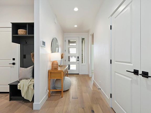 7th image of this home