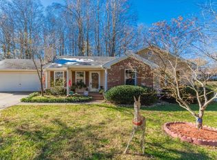 928 Live Oak Ct, Winder, GA 30680