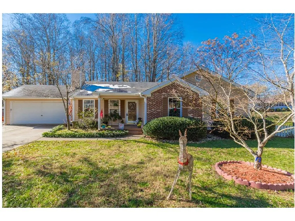928 Live Oak Ct photo 1