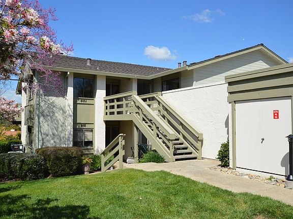 2nd image of 8492 Grenache Ct #8492