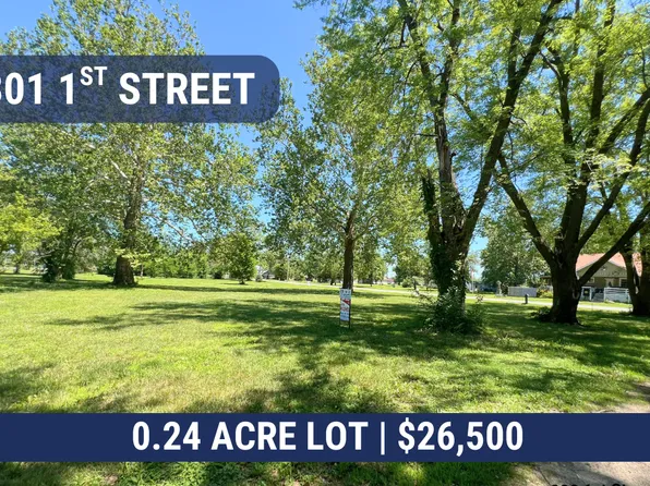 301 1st St, Pacific Junction, IA 51561