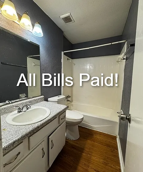71st Street Apartment — Photo 16