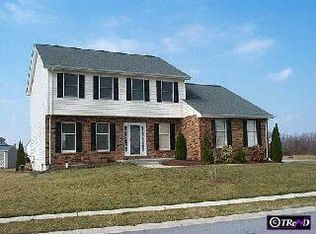 112 Megan Dr, Bear, DE 19701