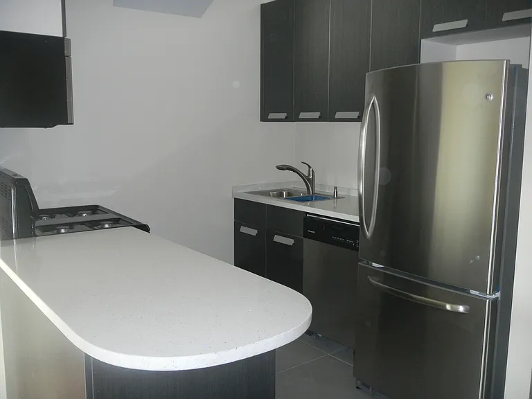 573 W 161st St #6A — Photo 10