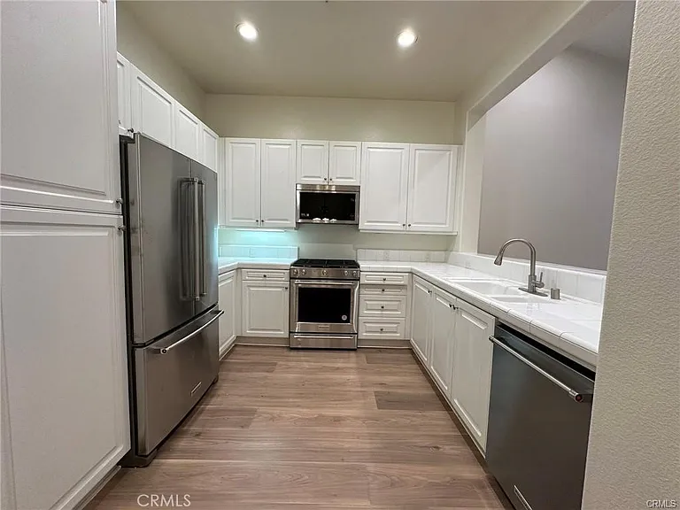 9 Veroli Ct — Photo 5