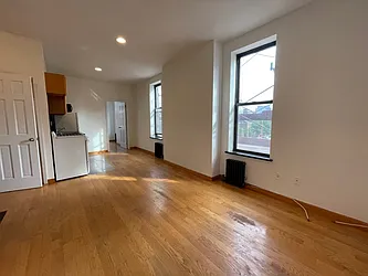 Rented by Best Apartments North Inc