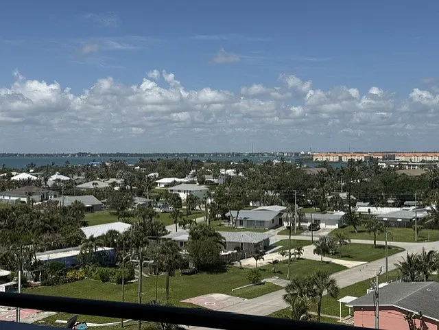 355 S Ocean Dr #807 — Photo 13