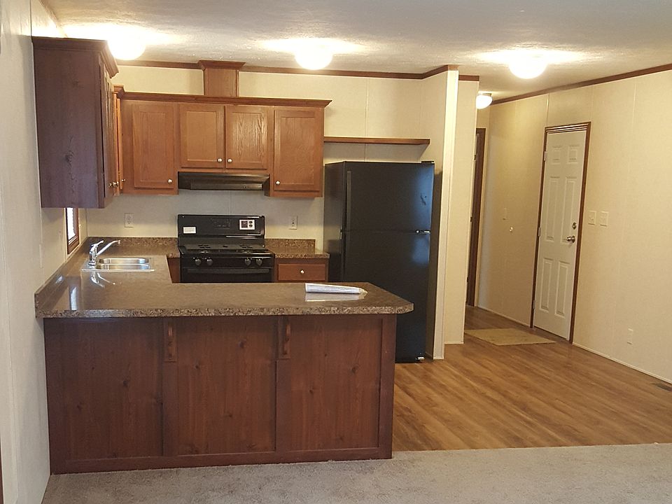 2nd image of 2164 Parkway Dr #132