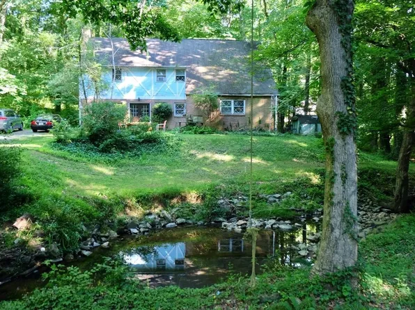 10011 Glenmere Rd, Fairfax, VA 22032