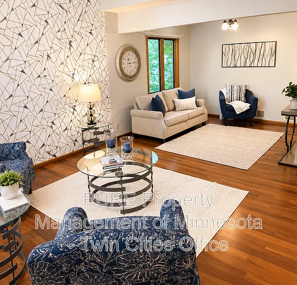 10247 Nottingham Trl — Photo 6