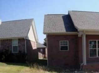 6 Graham Gardens Ln, Hot Springs, AR 71901