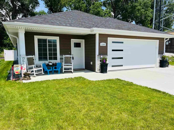3106 Green Meadow Ave, Norfolk, NE 68701