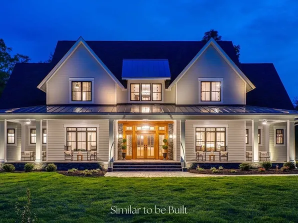 22 Meadow Ln, Southborough, MA 01772