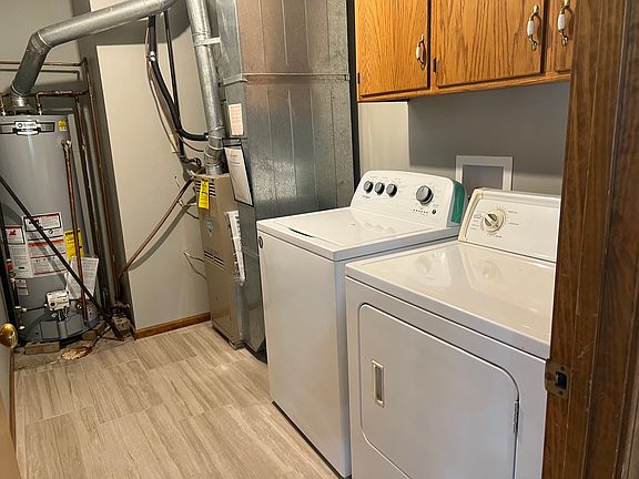 5th image of 314 S 2nd St APT B