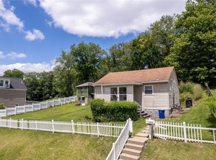 1824 Greenleaf St, Pittsburgh, PA 15211